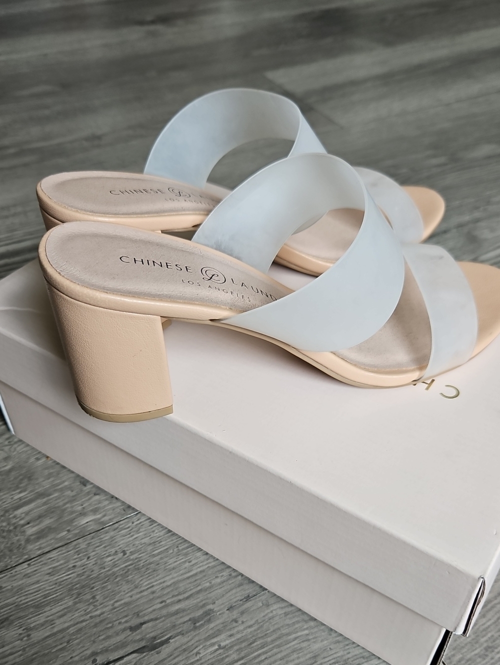 ☀️ Chinese Laundry Robinn Nude Frosted Wide Strap Block Heel Sandals Size 8.5 - Picture 7 of 7